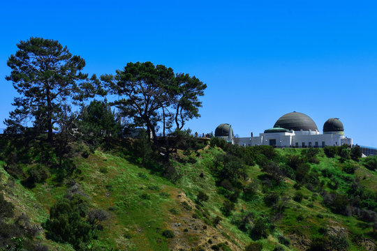 The Griffith observatory in Hollywood 