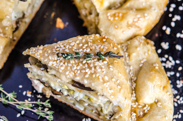 traditional Kornik in a cut © Anna Tolstopiatykh