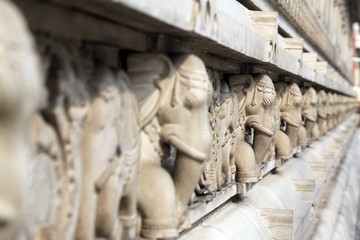 Obraz premium Stone carvings in Hindu temple Birla Mandir in Kolkata, India
