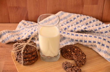 milk and cookie