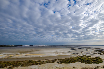 Vue panoramique sur les salins de Camargue, France, Provence. 