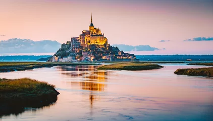 Foto op Canvas Mont Saint-Michel in de schemering, Normandië, Frankrijk © JFL Photography