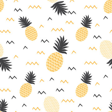 Yellow summer fruits backround Vector summer seamless pineapple pattern Ananas print