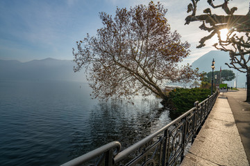 Obraz na płótnie Canvas Evening lake view in Lugano