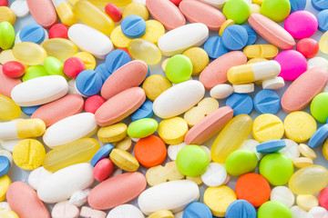 diferent Tablets mix heap drugs pills