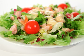 fresh vegetable salad with smoked chicken