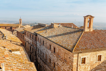 Obraz premium Cityscape view of the Old Tuscany town of Montepulciano, Italy
