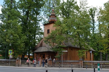 Zakopane - drewniny kościół na Peksowym Brzyzku, pw. Matki Boskiej Częstochowskiej