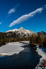 Kananaskis River flowing to Mount Lorette, Bow Valley Provincial Park, Alberta, Canada