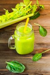 green smoothie cocktail
