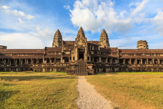 Angkor Wat Buddhist temple, Cambodia