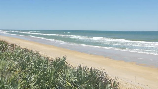 143 calm winds and waves at the beach