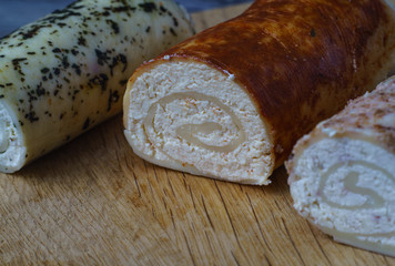 Curd cheeses from natural products