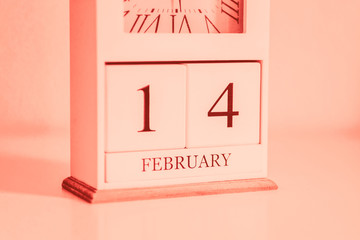 Retro Uhr mit Datum für Valentinstag 14. Februar