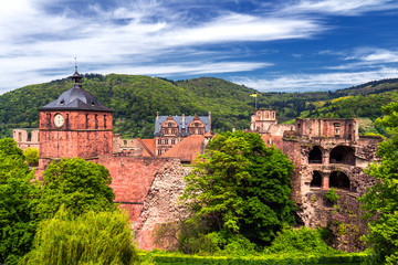 Fototapeta premium Heidelberg town with the famous old bridge and Heidelberg castle, Heidelberg, Germany