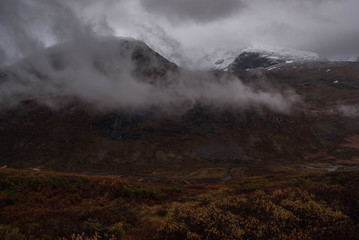 Wolken in der Hochebene Norwegens