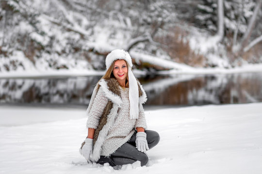 Winter photos of beautiful blue-eyed girl .