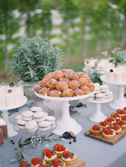 dessert table