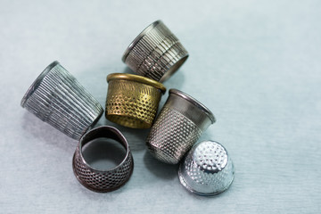  Tailoring thimble