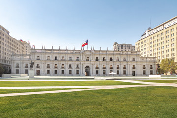 Fototapeta na wymiar La Moneda Presidential Palace - Santiago, Chile