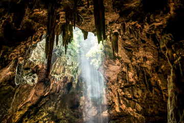 Fototapeta na wymiar Cave cave 