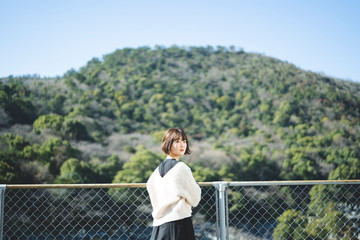 女性