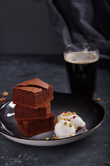airy cake with ice cream