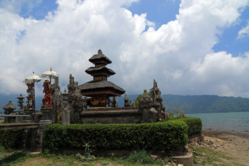 Pura Ulun Danu Bratan, Shaivite water temple, Lake Bratan, Bali, Indonesia