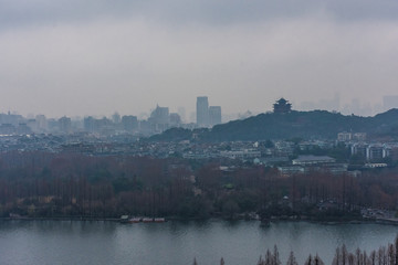 Fototapeta premium Landscape of the West Lake from the Leifeng Pagoda of Hangzhou, China