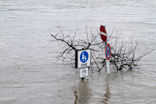 Extreme Weather: Flooded Pedestrian Zone In Cologne, Germany