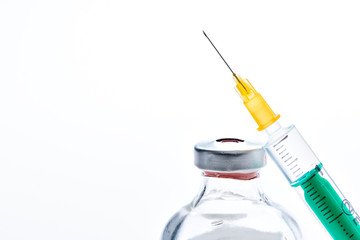 Syringe and medication ampoule