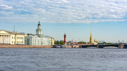 Obraz premium Saint Petersburg cityscape with Kunstkamera and Peter and Paul fortress, Russia