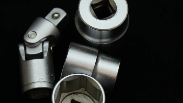 Chiavi a bussola in acciaio