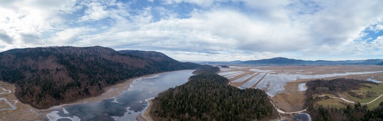 Fototapeta na wymiar Frozen Lake Cerknica (Cerknica Polje, Cerkniško polje, Cerkniško jezero)