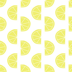 Modèle vectoriel continu de tranches de citron stylisé. Conception de fruits contemporaine dans un style rétro. Citrons jaunes sur fond blanc. Toile de fond alimentaire dessinée à la main pour l& 39 été, le printemps, la garden-party, le marché des fermie