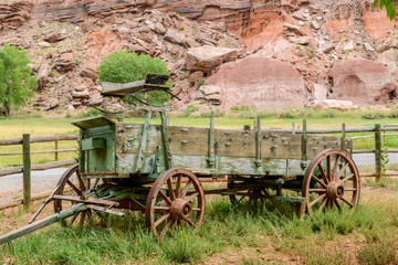 Fototapeta na wymiar Antique wagon cart in Fruita, Capitol Reef National Park, Utah