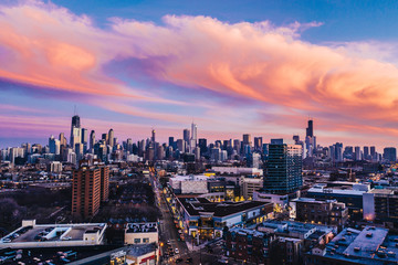 Fototapeta na wymiar Chicago Skyline at Sunset