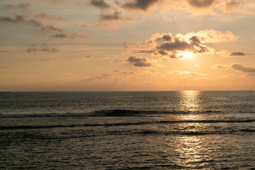 Fototapeta premium Beautiful sunset on the ocean,