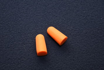 Orange   ear plugs 