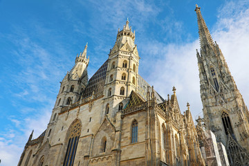 Fototapeta na wymiar St. Stephen's Cathedral(Stephansdom) the mother church of the Roman Catholic Archdiocese of Vienna and the seat of the Archbishop of Vienna, Austria