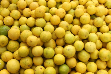fresh lemons in the market