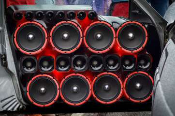 Door of the vehicle mounted with the optional powerful audio speakers