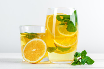 Lemonade. Drink with fresh lemons.