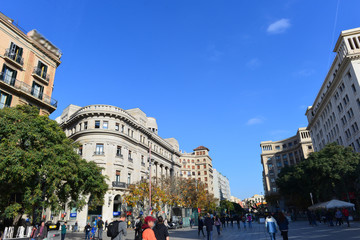 Naklejka premium Barcelona Stadtmitte - Av. katedry