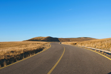 road to transalpina mountains
