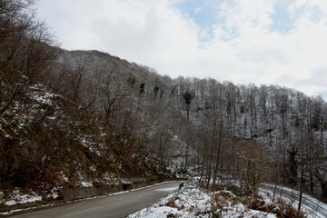 Paesaggio montano innevato, in Campania, Sud Italia. Gennaio 2019.