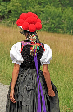 Bollenhut und Schwarzwald-Tracht
