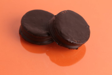 Chocolate cakes and dulce de leche, typical in Argentina. called Alfajores