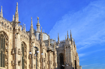Fototapeta premium veduta di alcuni angoli di Piazza del Duomo a Milano