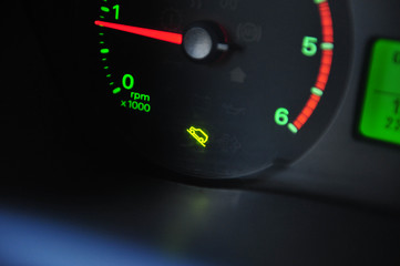the instrument panel in the car, the speed dial on the dashboard